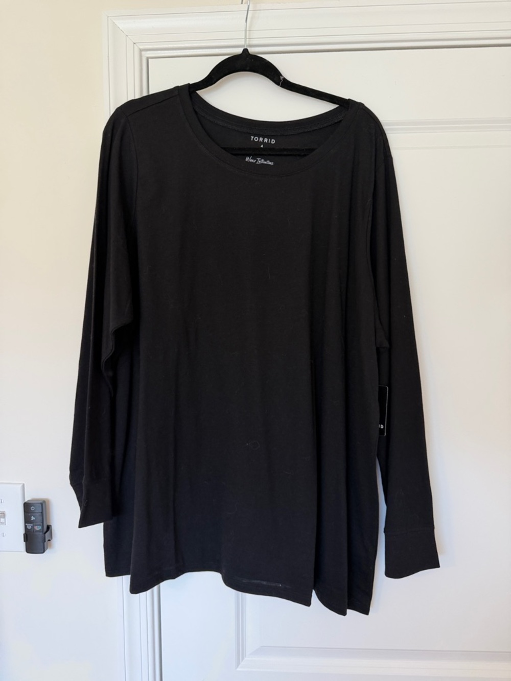 NWT Torrid Women's Black Long Sleeve Crewneck Shirt